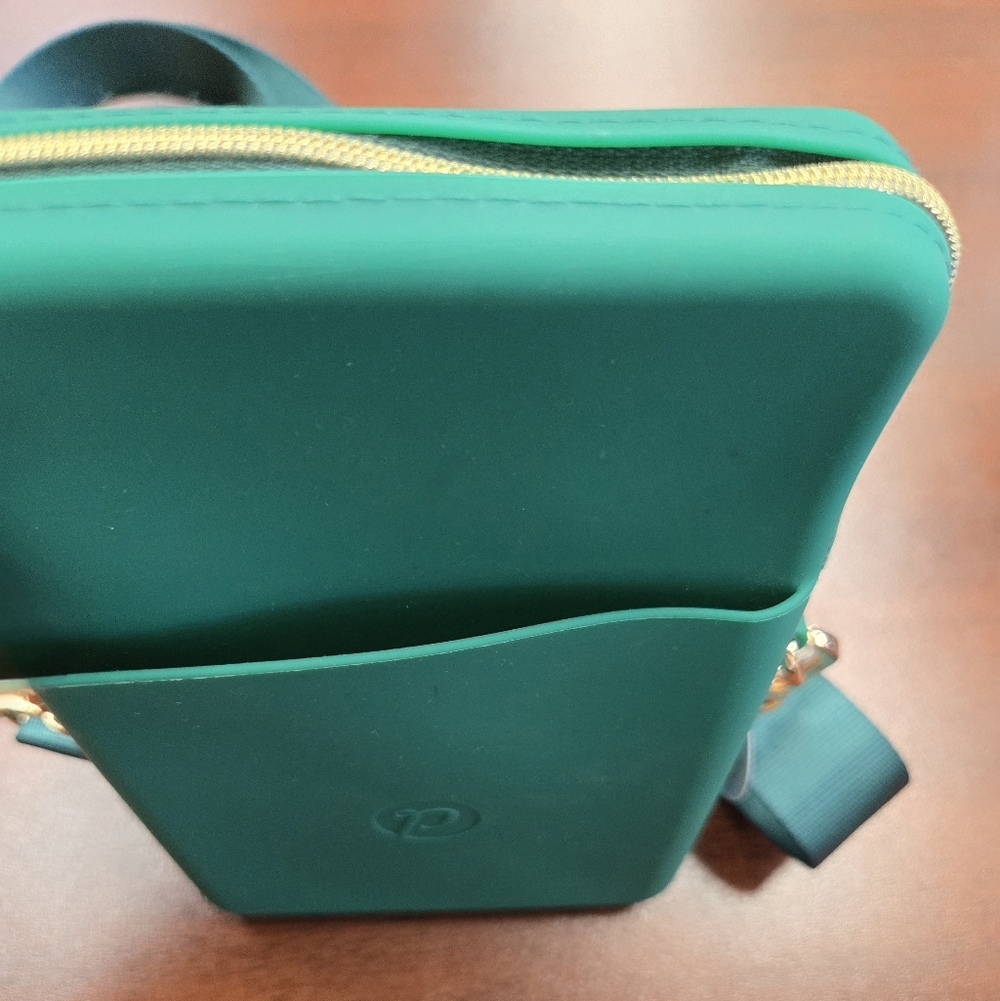 Peepers Green Crossbody Bag - Picture 6 of 12
